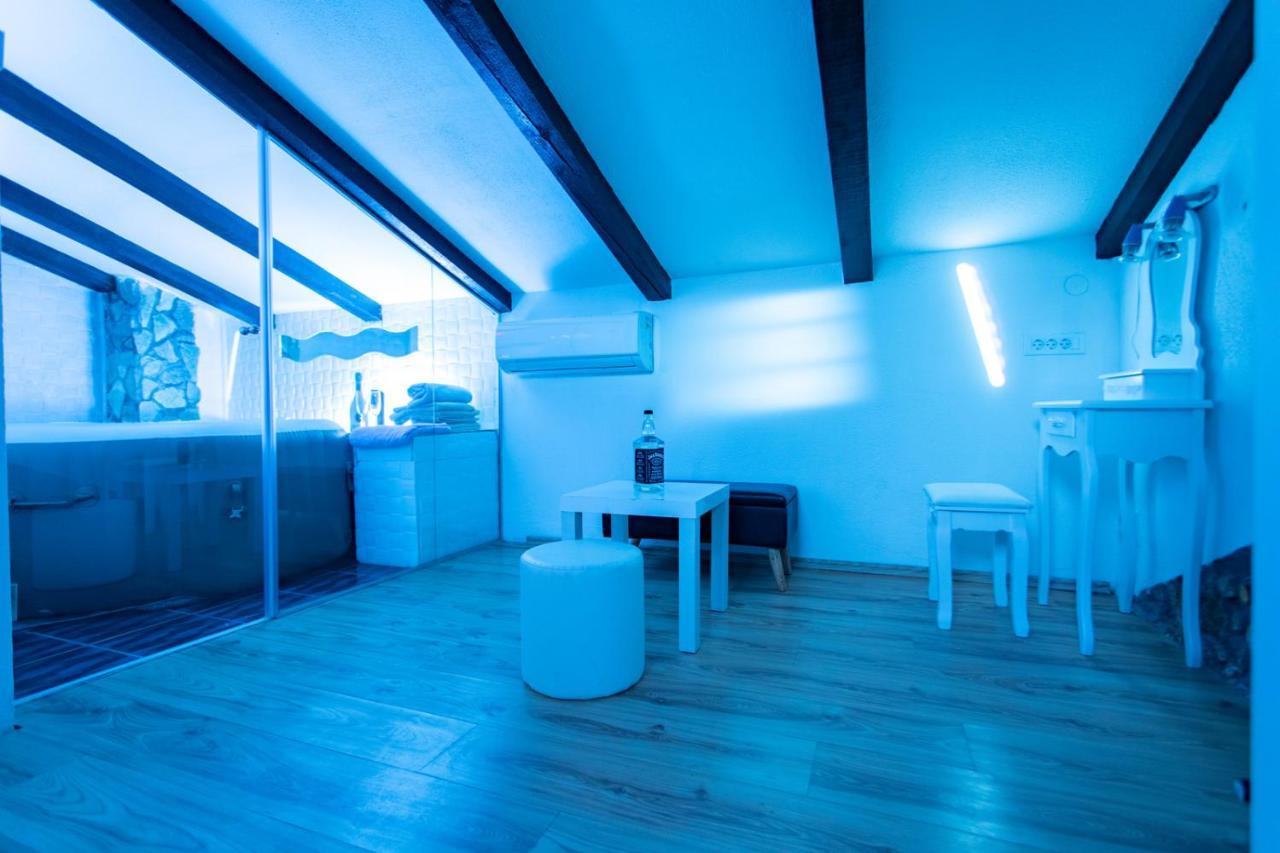 Holiday Home Casa Bianca Malinska Dış mekan fotoğraf