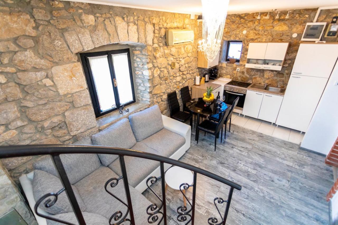 Holiday Home Casa Bianca Malinska Dış mekan fotoğraf